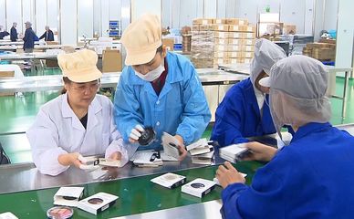 主題教育進行時 | 工廠里來了一批“特殊工人”，一周以后……